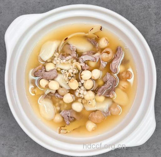 夏季可以吃点莲子 能够帮助我们清心除热