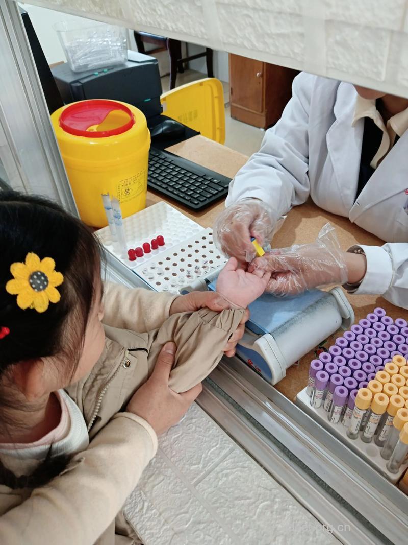 孩子1岁内必备做的5次体检