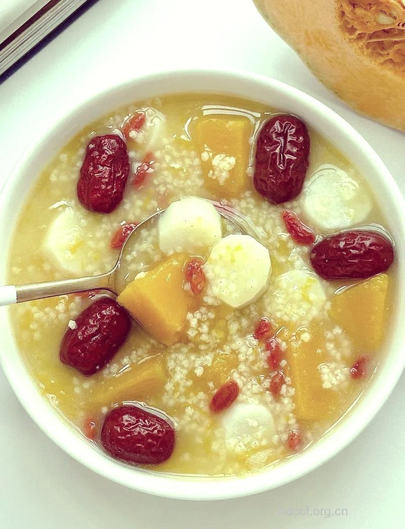 夏日来临 推荐4款养生食疗粥