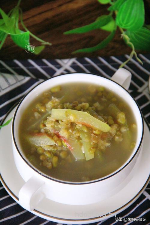 西瓜皮绿豆粥 夏季最佳养生粥