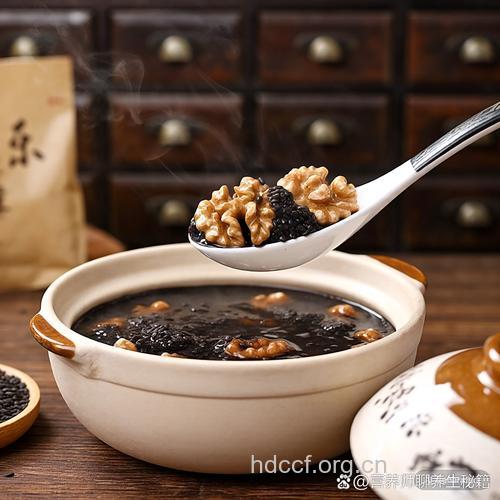 乌发汤 让你的头发乌黑亮丽