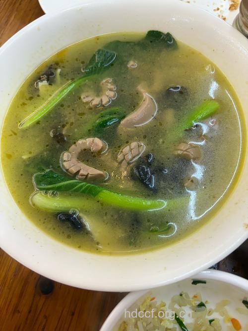 精神抑郁养生食谱之茼蒿腰花汤