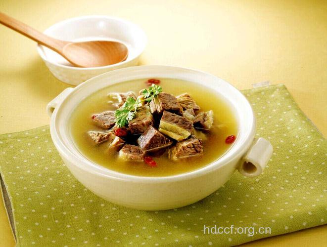 慢性疲劳养生食谱之杞桂牛肉煲