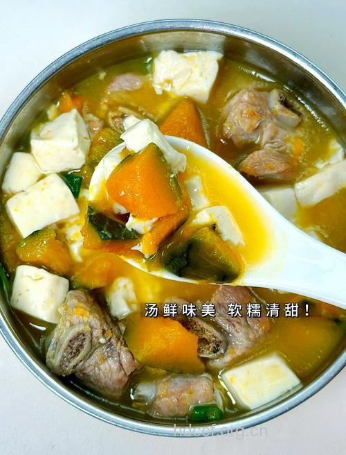 腹泻养生食谱之赤豆南瓜煮猪排