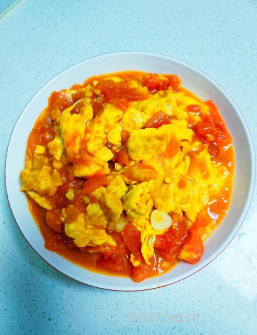 西红柿炒鸡蛋才最好吃呢?