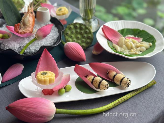 哪些花草宴有助于夏季养生