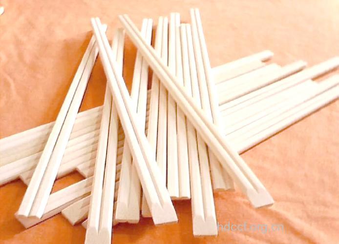 常用一次性筷子可引发肝癌