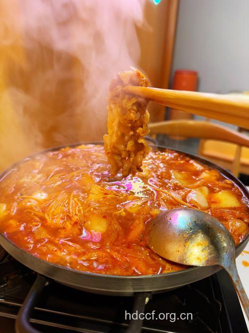 韩味泡菜锅的做法大全