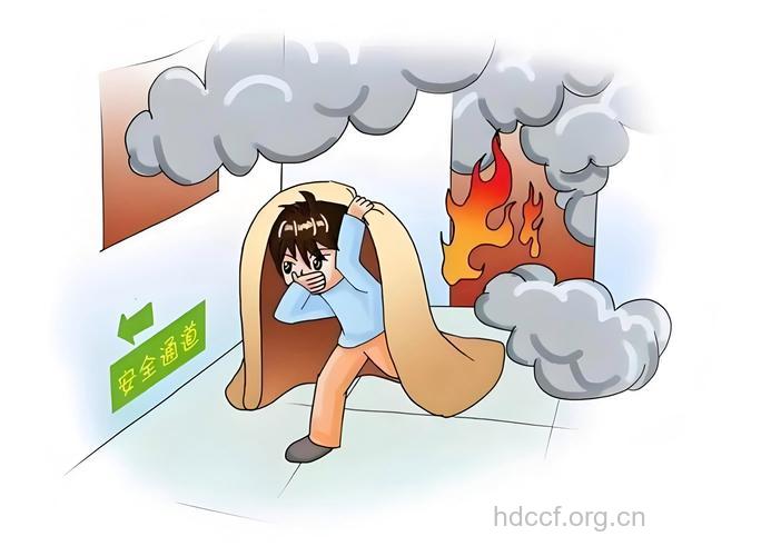 突发火灾要沉重冷静