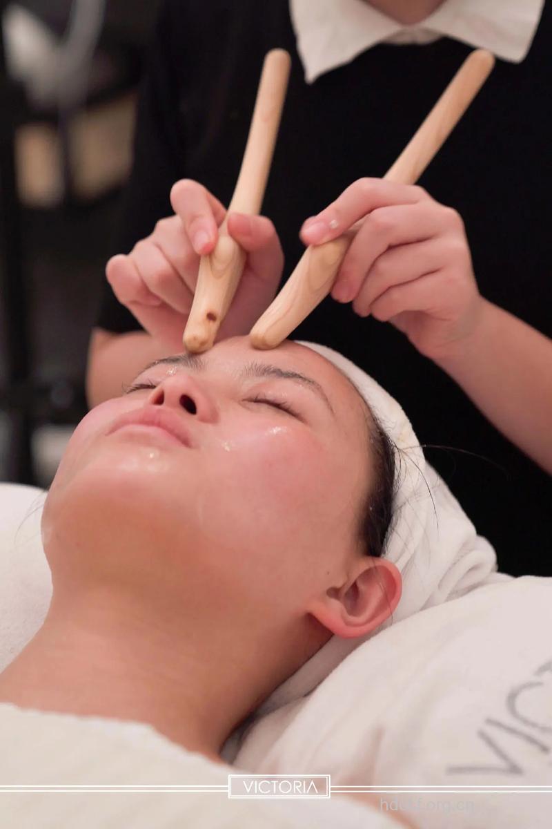 按摩可以消除面部水肿吗?