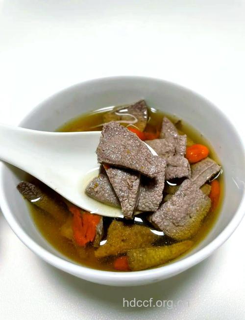 祛除黑眼圈常吃什么食物好