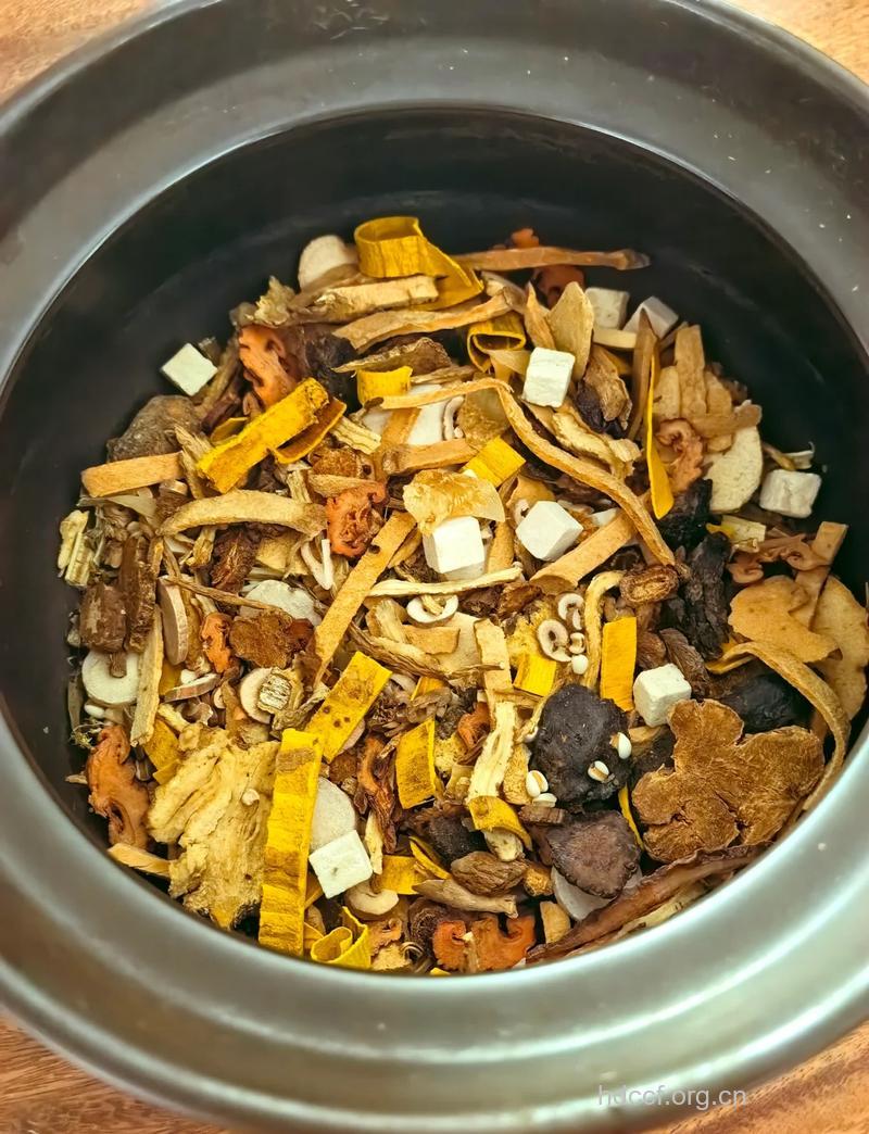 使用中药的煲汤也需慎重