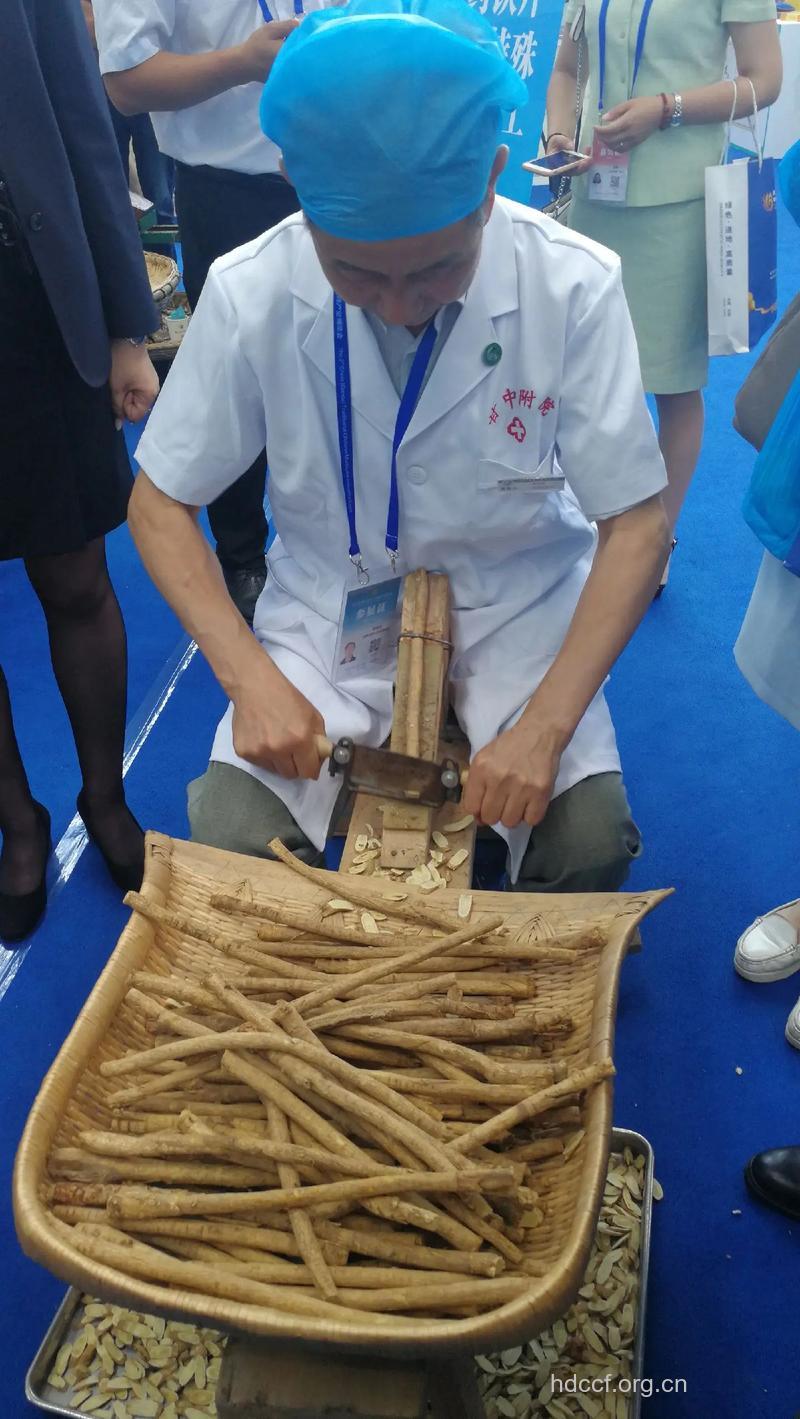 中药饮片切制的多种方法