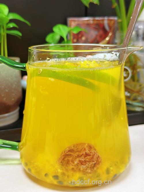 芦荟冰糖煎茶，治疗慢性咽炎效果佳