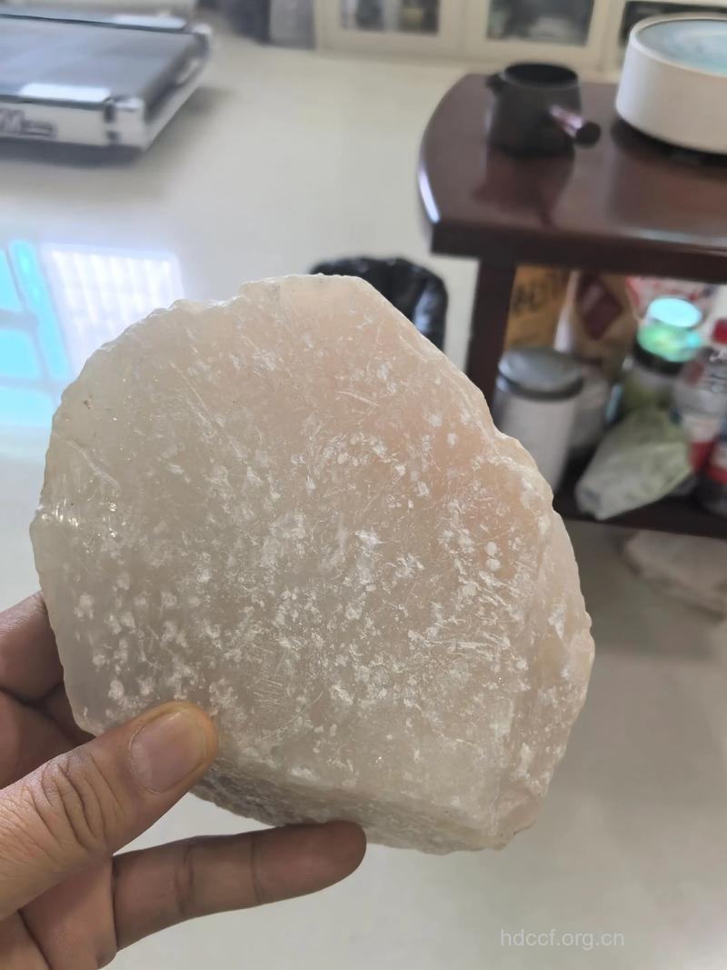 药物中的滑石粉，能吃吗?