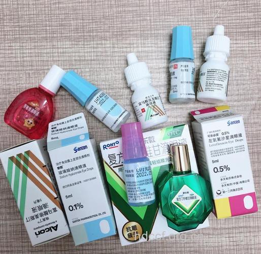 惊！隐形眼镜+感冒药可致眼炎