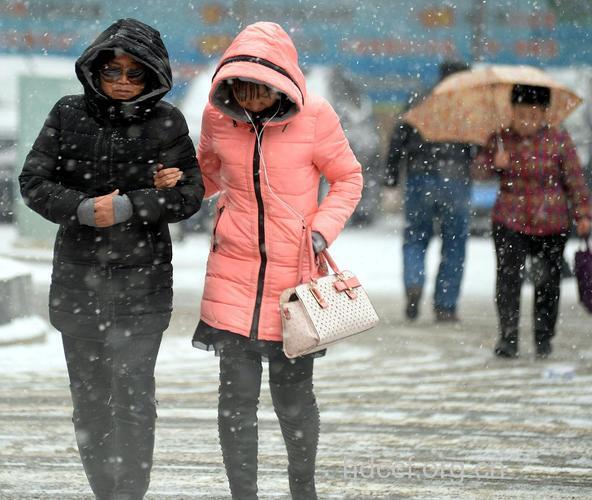 2012南方迎来低温雨雪天气