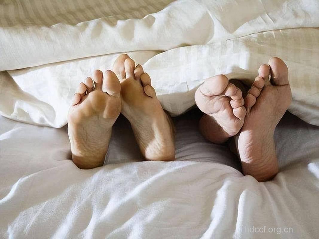 男性们如何看待婚前性行为