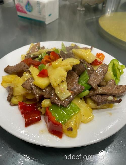菠萝和猪肝能一起吃吗