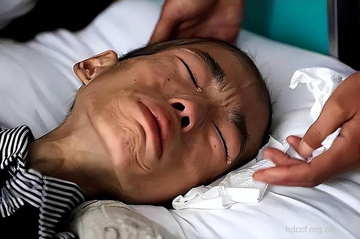 艾滋病患者心酸的人生 后半辈子如何过